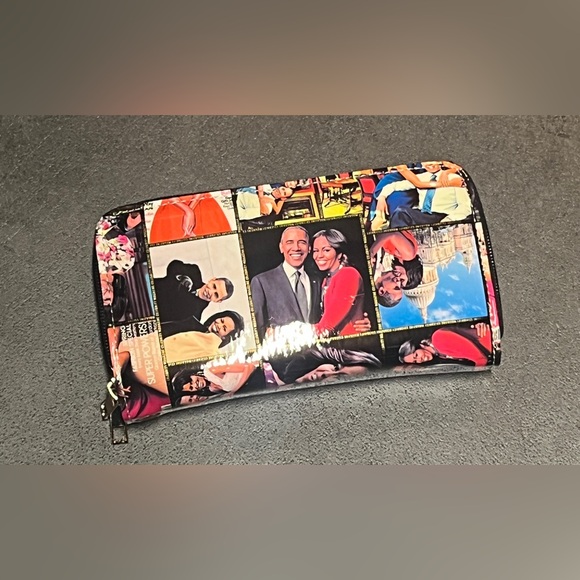 Handbags - Colorful Graphic Clutch Bag